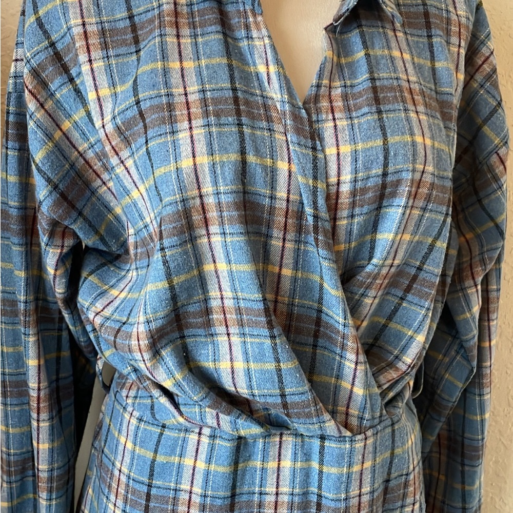 NWT-BOOOHOO Check wrap‎ midi shirt Dress - Picture 3 of 4